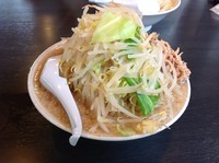 「ラーメン小野菜大ニンニク少なめ脂普通」@麺とび六方 茅野店の写真
