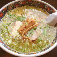 「味彩塩拉麺」@函館麺厨房あじさい 本店の写真