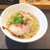 「塩中華そば」@中華そば ともゑの写真