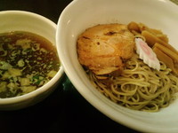 「追い煮干あえつけ麺　850円」@づゅる麺 池田の写真