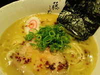 「濃厚鶏白湯ラーメン　750円」@麺屋 藤しろ 目黒店の写真