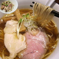 「鶏そば + ロースト豚丼セット 980円」@らぁ麺 やまぐちの写真