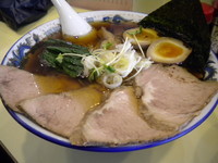 「まる長ラーメン大盛りにチャーシュー増し」@手作り餃子ラーメン まる長の写真