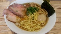 「醤油煮干しそば＋味玉」@NOODLE STOCK 鶴おかの写真
