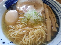 「塩蕎麦(690円)＋半熟玉子(70円)」@自家製麺 琥珀の写真