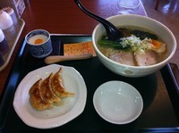 「直久セット （塩ラーメン）」@らーめん直久 久里浜店の写真