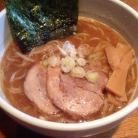 「ラーメン+大盛り+ライス」@我流極旨らーめん 魁の写真