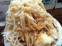 「肉肉ラーメン（全マシ）」@らーめん大 三鷹店の写真