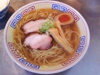 「煮干ら～めん 塩味(700円)+小ライス(50円)」@煮干鰮らーめん 圓 町田店の写真