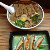 「五香肉麺+ハーフ餃子」@桂花ラーメン 新宿ふぁんてんの写真