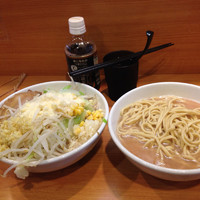 「なみのりつけ麺850円＋麺少な目＋アツ盛り＋粉チーズ100円＋生」@ラーメン二郎 八王子野猿街道店2の写真