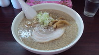 「ラーメン+大盛り」@らーめんキズナの写真