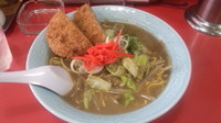 「ソースラーメン ハムカツのせ」@中華料理 大輦の写真