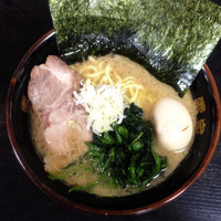 「ラーメン600円＋味付玉子100円」@雷家の写真