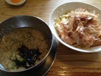 「虹つけ麺（醤油） 750」@ラーメン 虹ノ麺 小山店の写真