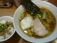 「中華そば＋鶏そぼろ御飯」@福の神食堂の写真