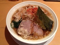 「背脂煮干しらぁ麺 700円」@背脂煮干濃厚醤油 どっかんの写真