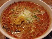 「味噌屋担々麺(860円)餃子(310円)パン(130円)」@らーめん工房 味噌屋の写真