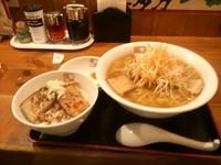 「ネギラーメン（炙り焼き豚ごはんセット）」@喜多方 坂内食堂 京都店の写真