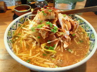 「豚キムチらーめん（味噌） 750円」@飯坂ラーメン こぶしの写真