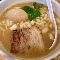 「煮干し中華そば（味付玉子トッピング）」@煮干し中華そば三四郎の写真