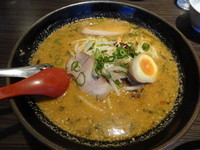 「麻（マー）ラーメン」@城陽飯店の写真