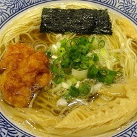 「でづのいかやん（出塚の限定）750円」@ラーメン燈郎の写真