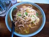 「肉味噌ラーメン」@東華園の写真