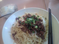 「拌麺￥600(杏仁豆腐付)」@萬来亭の写真