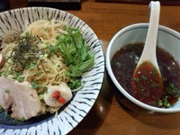 「正油つけめん700円＋大盛（サービス券）」@らーめん しおの風 本店の写真