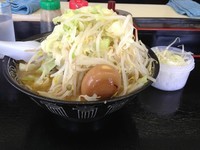 「ラーメン（野菜マシ） 600 + ネギトッピング 50」@らあめん 空品の写真