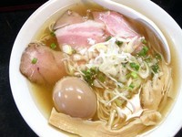 「味玉塩そば（中盛）」@麺処 晴の写真