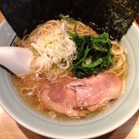 「らーめん（￥750）」@山王家の写真