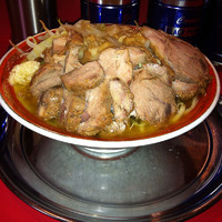 「小ラーメン豚入り(野菜普通、ニンニク 脂多目)¥750-」@ラーメンタロー 大森の陣の写真