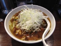 「スタミナHOTレバー多め(白髪葱トッピング)」@スタミナラーメン 馬しゃ屋の写真