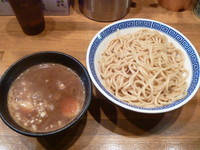 「濃厚つけ麺　大盛（あつもり）　７８０円」@馳走麺 狸穴の写真