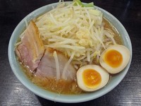 「大麺（750円）＋味玉（100円）ニンニク」@らぁめん大山 アトレ川崎店の写真