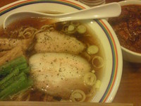 「ラーメン￥700+ﾐﾆ旨辛ﾎﾟｰｸｶﾚｰ(裏ﾒﾆｭ)￥100」@ラーメン暁（＾＾）の写真