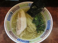 「塩ラーメン（７００円）」@つけ麺 目黒屋の写真