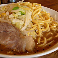 「濃厚みそらーめん720円＋特盛り200円」@らーめん和屋の写真