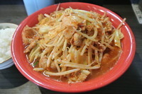 「辛肉（たっぷり肉の旨辛ラーメン）限定」@四麺燈の写真