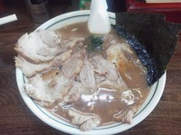 「チャーシュー麺　中盛り　麺固め」@横浜家の写真