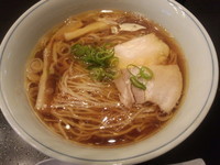 「2号ラーメン（800円！？）」@ラァメン家 69’N’ ROLL ONE 赤坂本店の写真