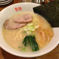 「熟成ラーメン 塩ベース」@本場中華麺店 旨麺の写真