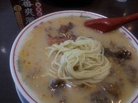 「すじラーメン　鶏+豚骨　700円」@中華そば 高安の写真
