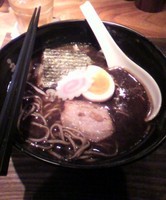 「焦がし味噌ラーメン＋ランチセット(から揚げ＋ご飯)」@西麻布 五行の写真