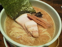 「醤油麺コクにごり（細麺）　　大盛り：サービス券」@麺肴 ひづきの写真