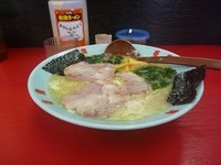 「正油ラーメン」@壱発ラーメン 八王子店の写真