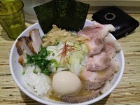 「鶏魚介特製そば 950円」@NOODLE STOCK 鶴おかの写真