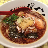 「パイナップル醤油ラーメン改」@パイナップルラーメン屋さん パパパパパインの写真